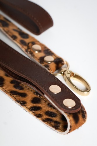 Moon Walk Panther – smycz dla psa z naturalnej skóry z okuciami pozłacanymi 24k złotem