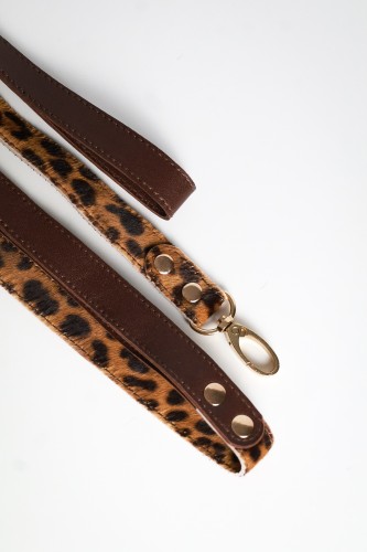 Moon Walk Panther – smycz dla psa z naturalnej skóry z okuciami pozłacanymi 24k złotem